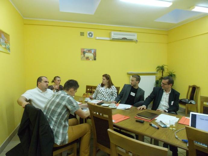 Jak stworzyć biznesplan w organizacji?